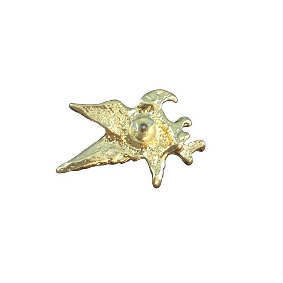 Vintage Gold Tone Flying Eagle Tie Tack With Chain & Bar (1244) - Picture 4 of 4